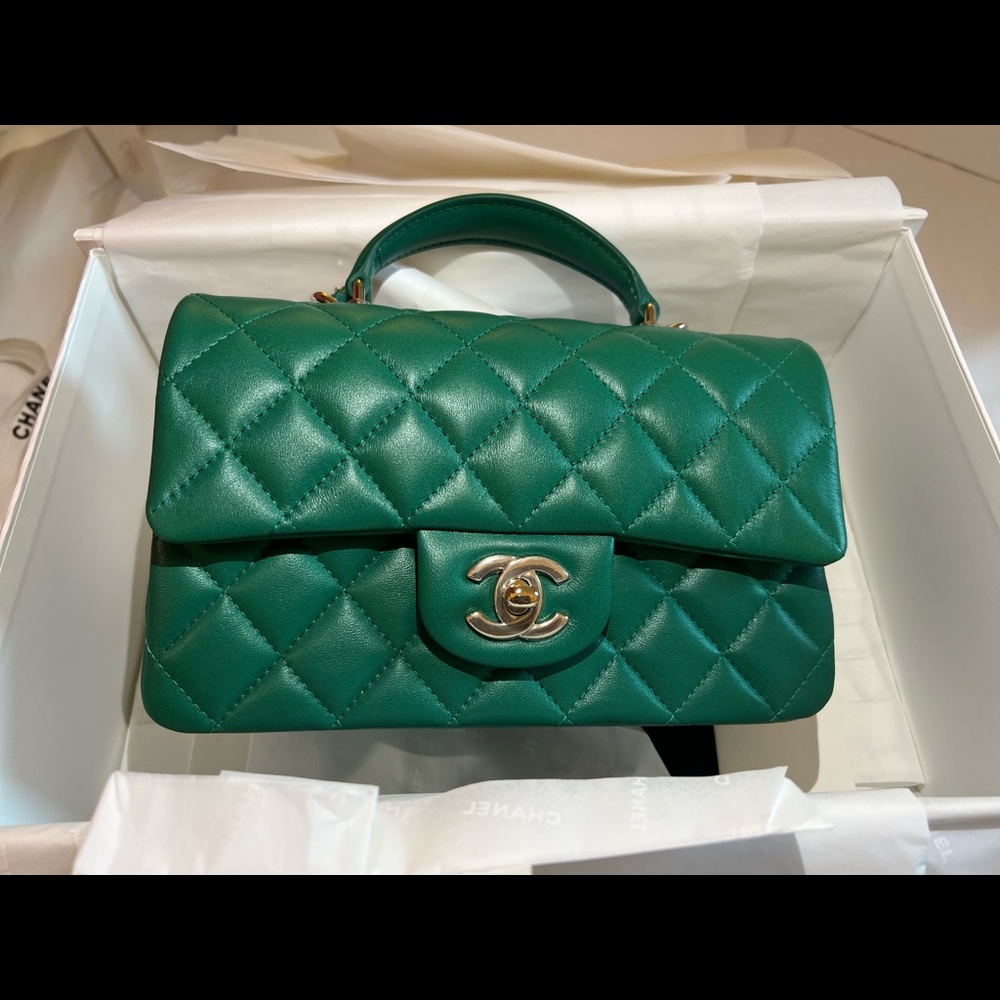 ❌SOLD❌💚💚Chanel mini rectangular top handle GREEN 💚💚 - Picture 4 of 12